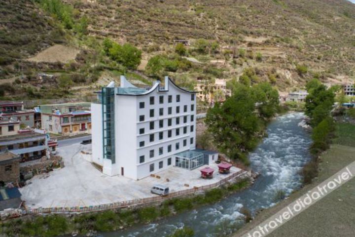 Hotel 4 of 42
