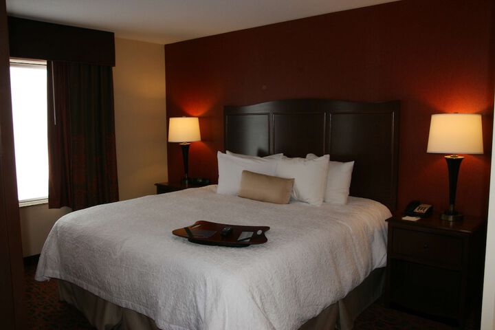 1 King Bed (15 of 15)