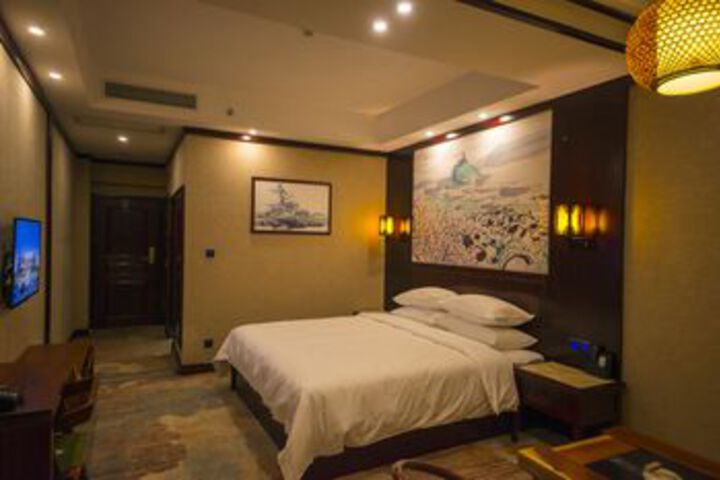 Room 8 of 29