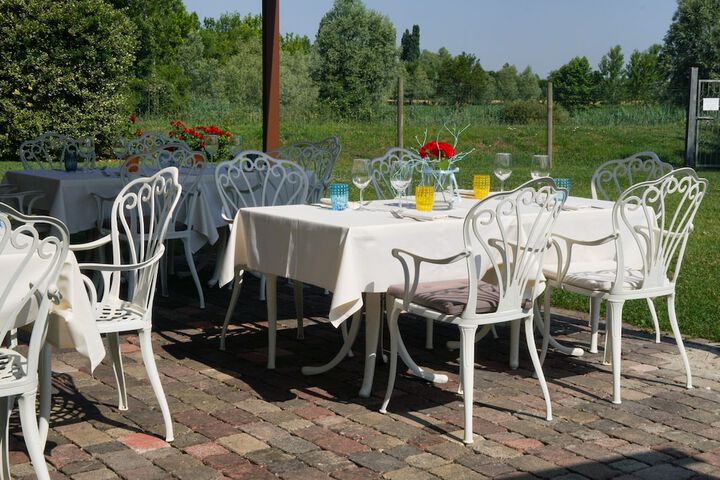 Terrace/Patio 55 of 60
