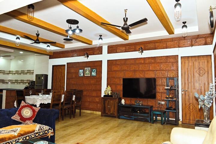 Room 7 of 22