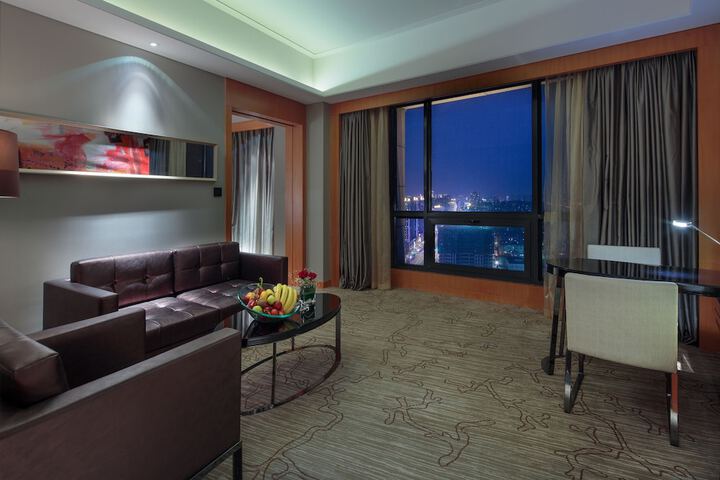 Room 18 of 87