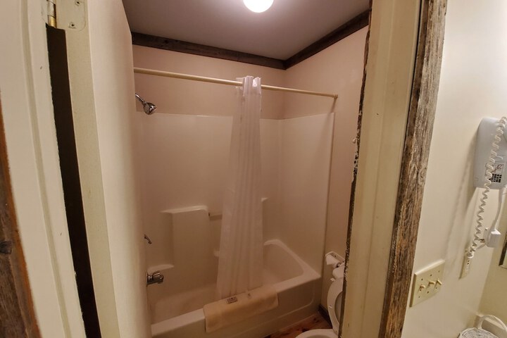 Room 34 of 55