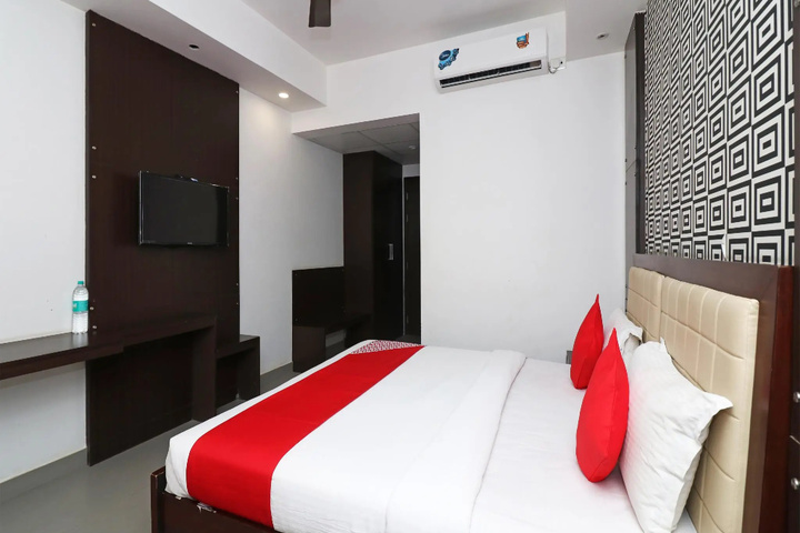 Room 4 of 22