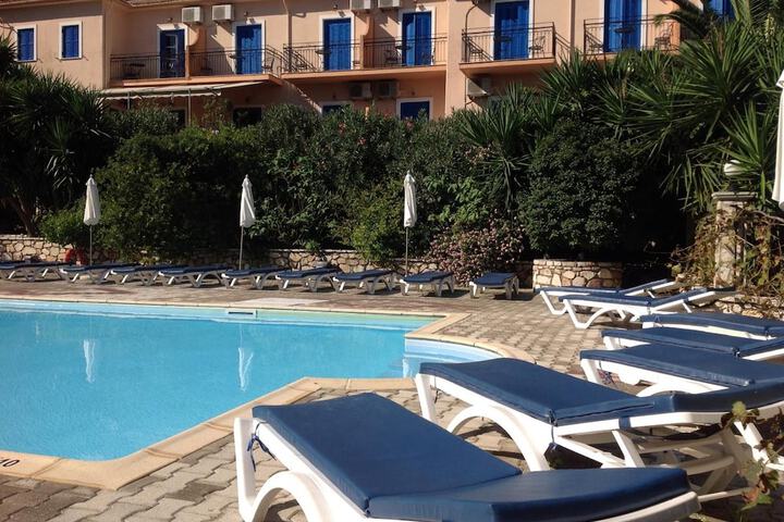 Pool Hotel