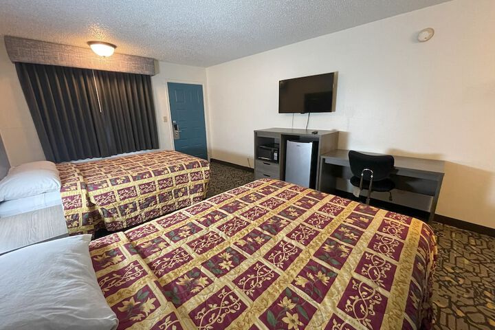 Room 2 of 15