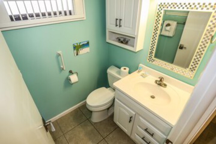 Room 14 of 77