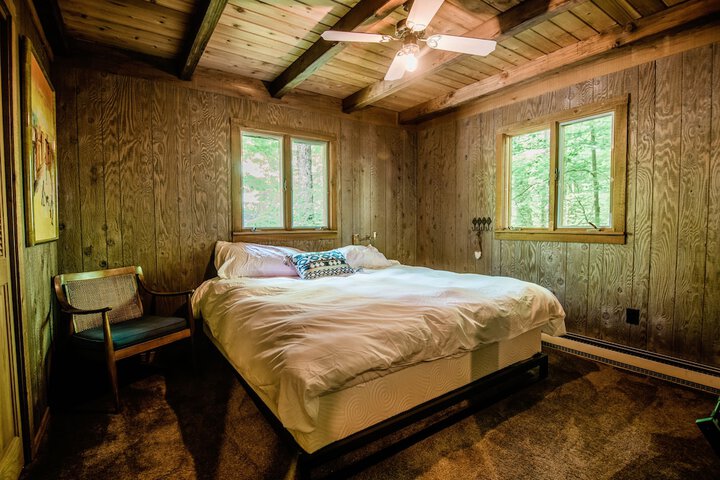 Room 2 of 71