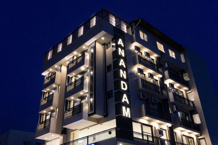 Hotel 70 of 71