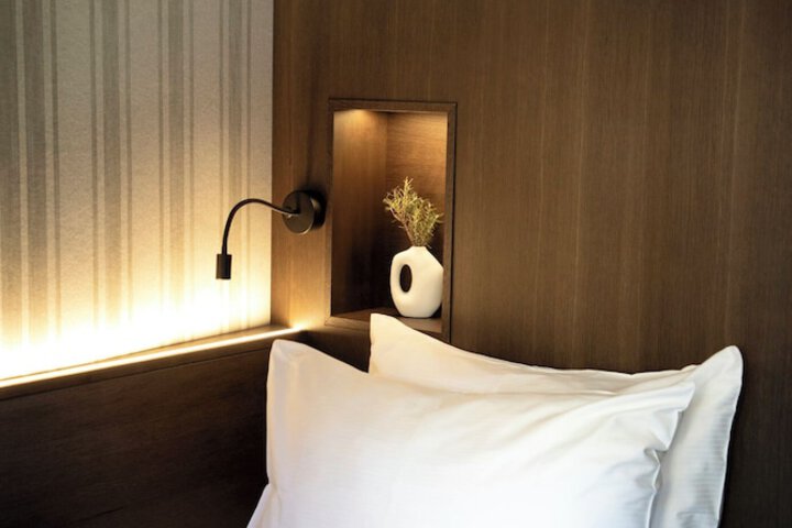 Room 21 of 84