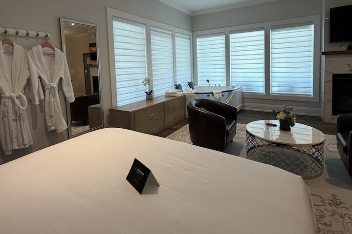 Room 43 of 116