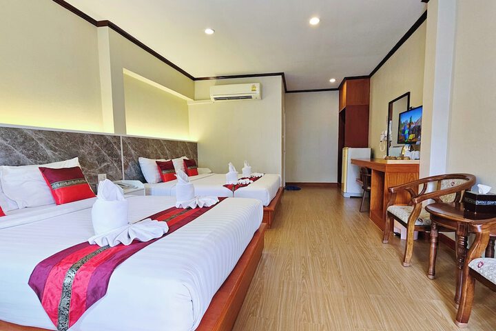 Room 45 of 152