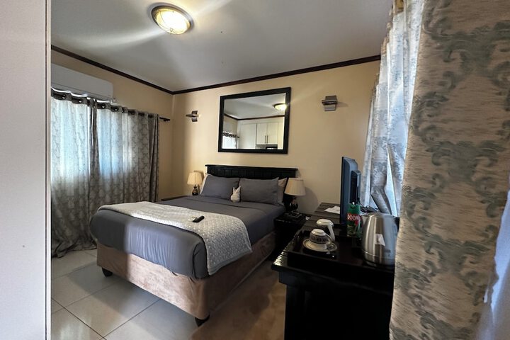 Room 3 of 15