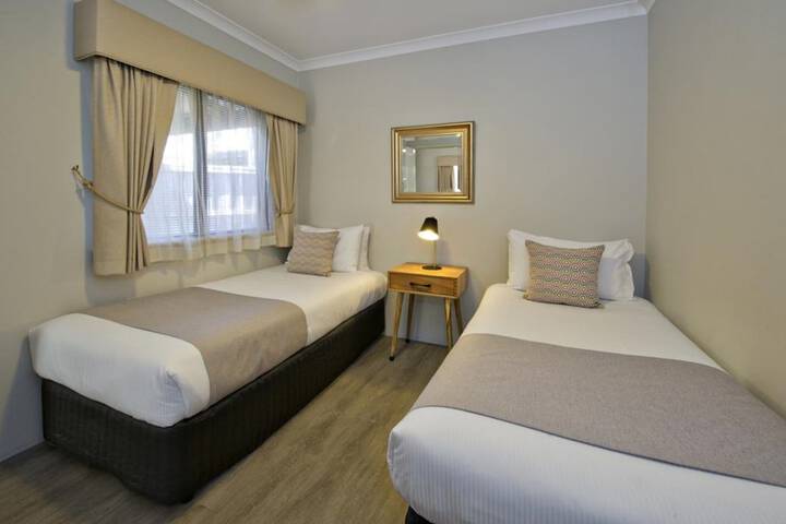 Room 8 of 54