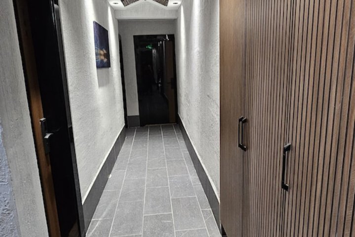Room 26 of 39