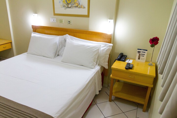 Room 7 of 45