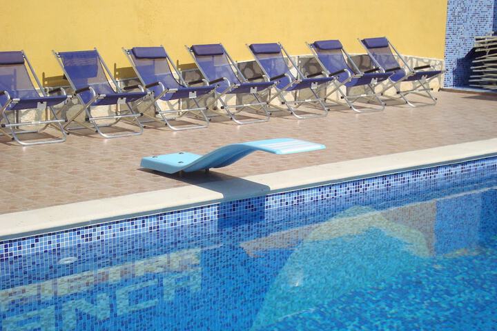 Pool 4 of 25