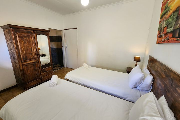 Room 48 of 92