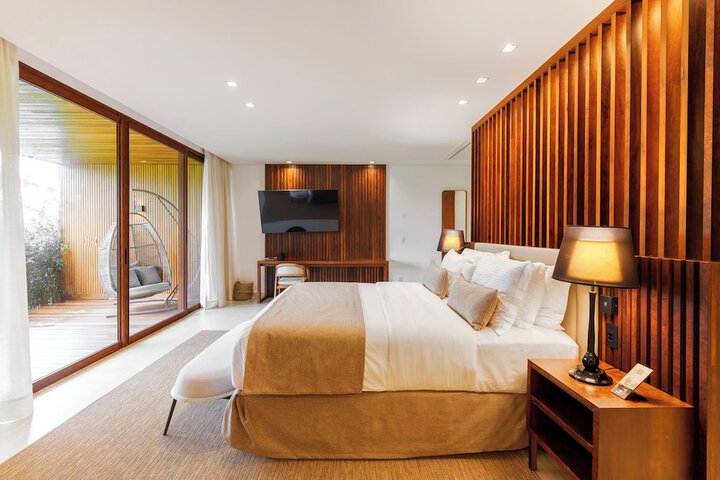 Room 10 of 193