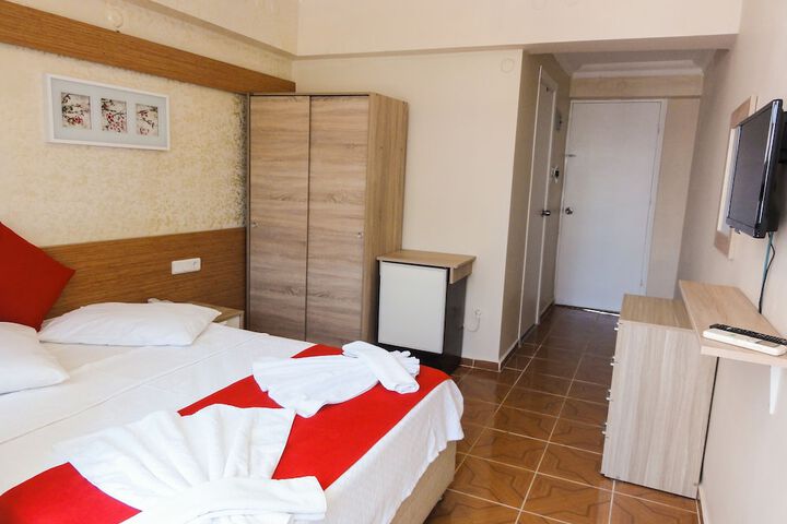 Room 12 of 61