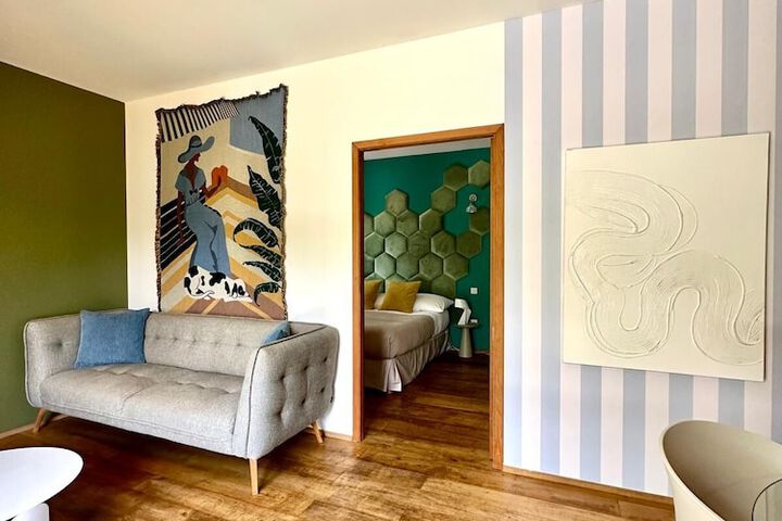 Room 42 of 113