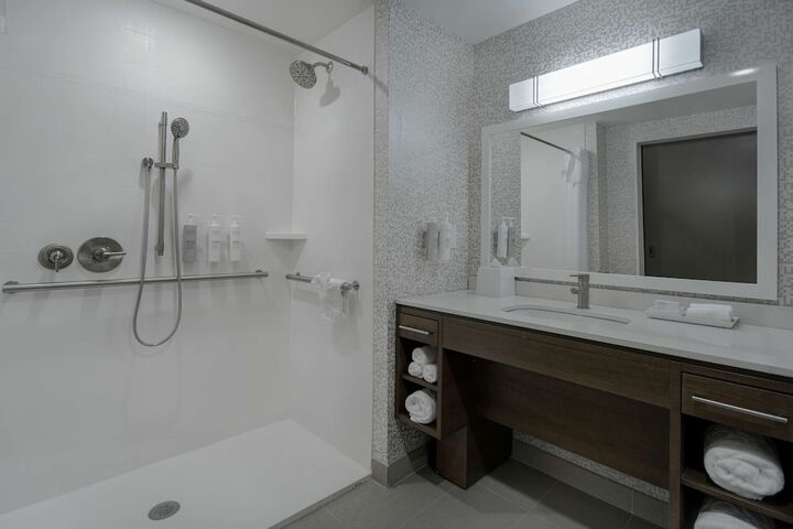 Bathroom shower