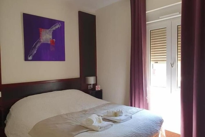 Room 5 of 54