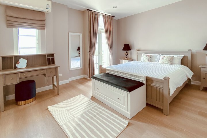 Room 21 of 137