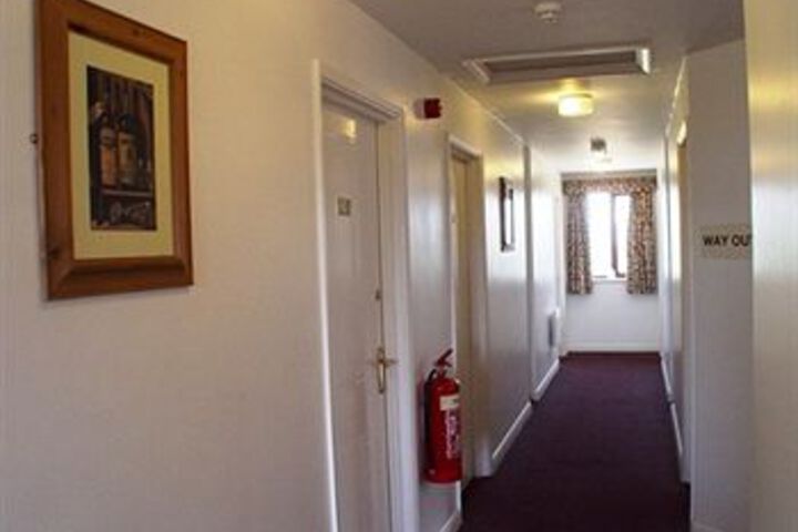 Ballroom/Hall 13 of 15