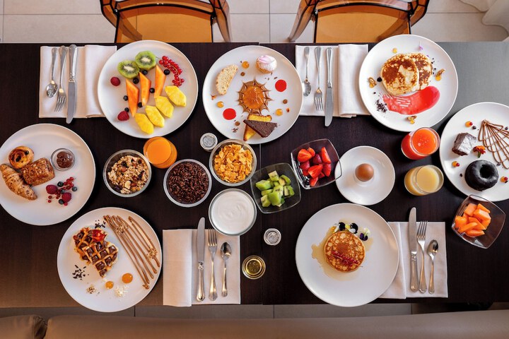 Breakfast/Coffee Service 66 of 84