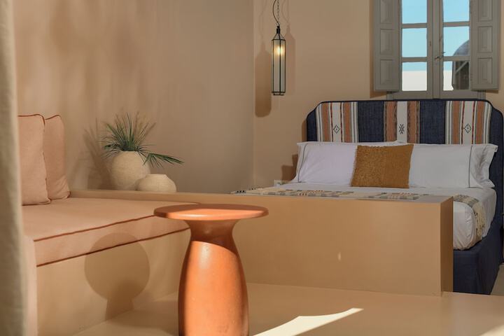 Room 12 of 282