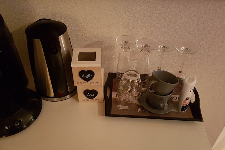 Breakfast/Coffee Service 30 of 86