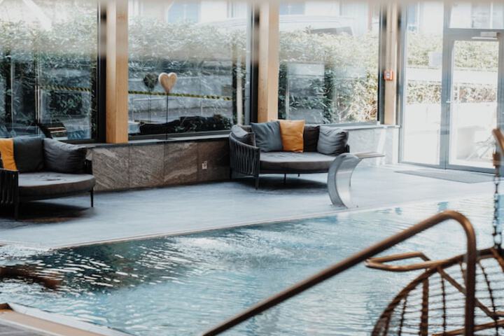 Pool 69 of 98