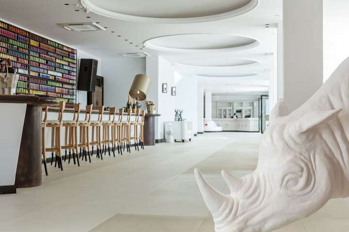 Hotel Lobby