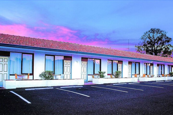 Exterior of Tamworth Budget Motel