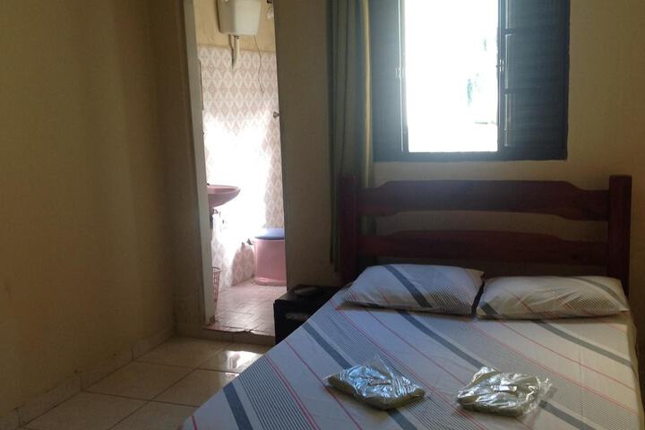 Room 12 of 38