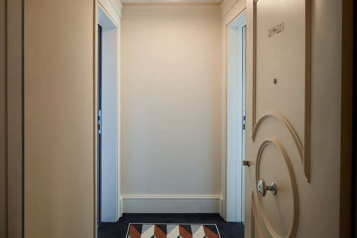 Room 15 of 78