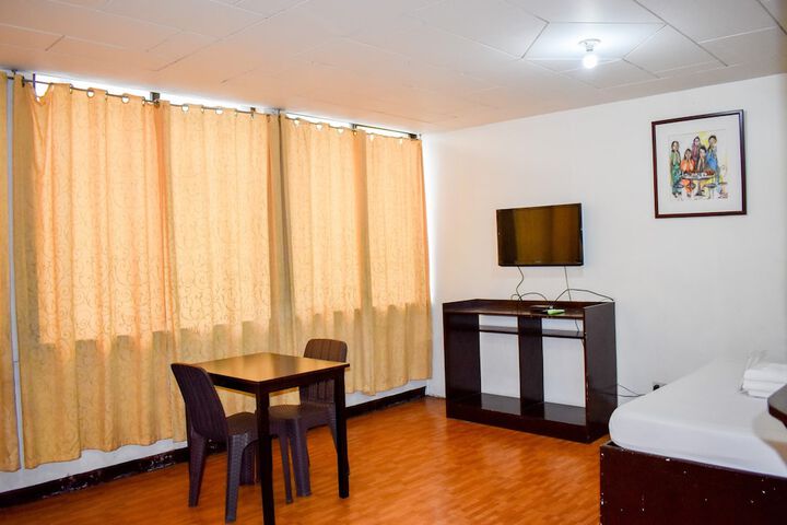 Room 3 of 46