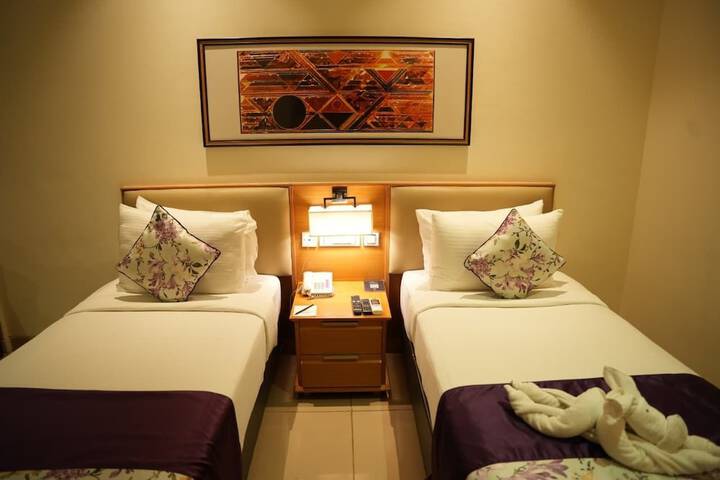 Room 16 of 41