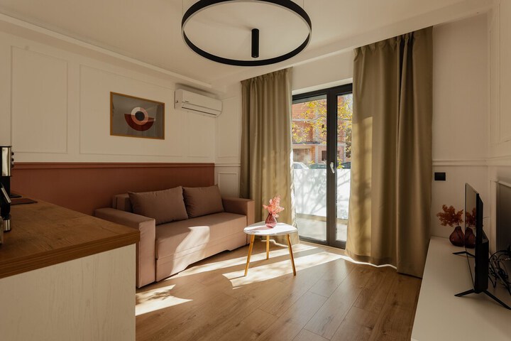 Room 43 of 99