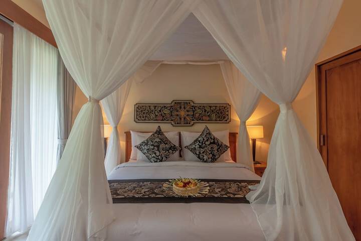 Room 3 of 29