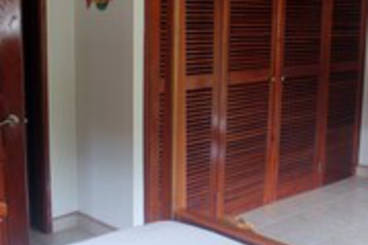 Room 73 of 85