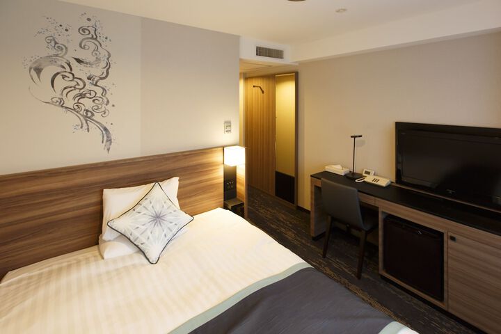 Room 5 of 47