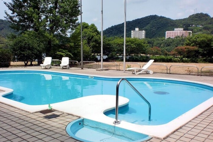 Outside Photo