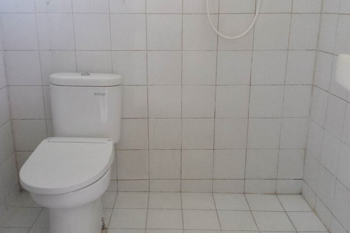 Room 44 of 54