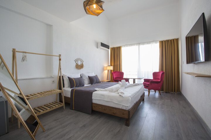 Room 37 of 70