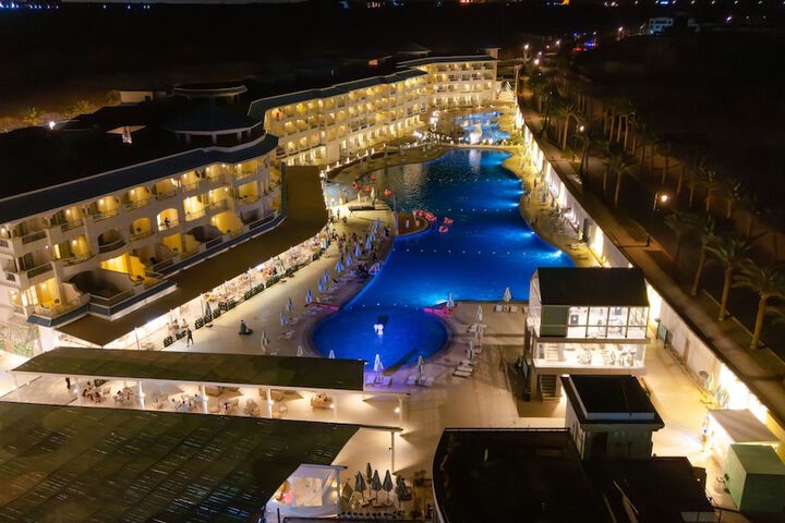 Hotel 99 of 100