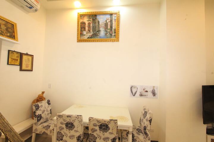 Room 16 of 246