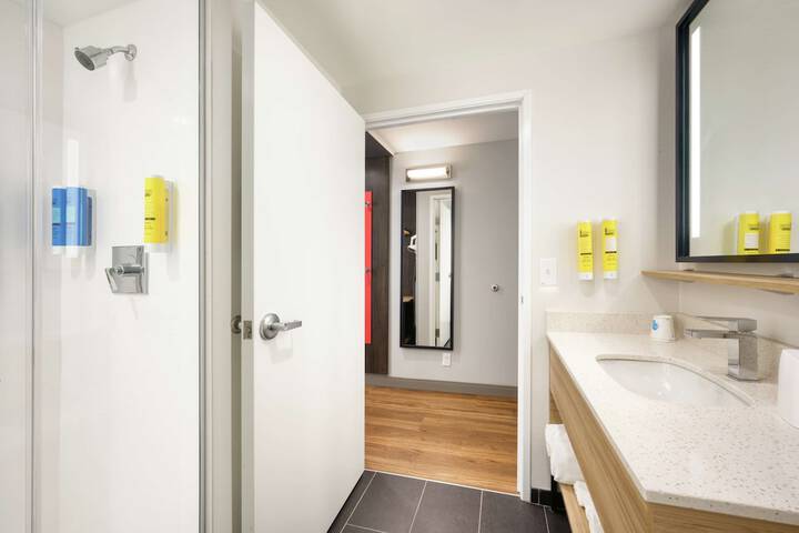 Bathroom shower