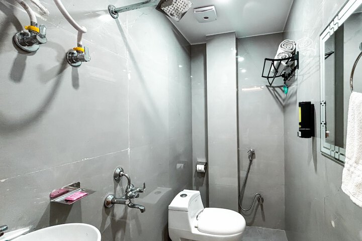 Room 44 of 59